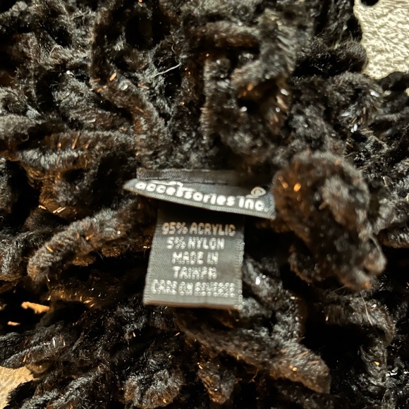 Black Boa! Silver sparkle! Whimsigoth Witchy - Picture 5 of 5